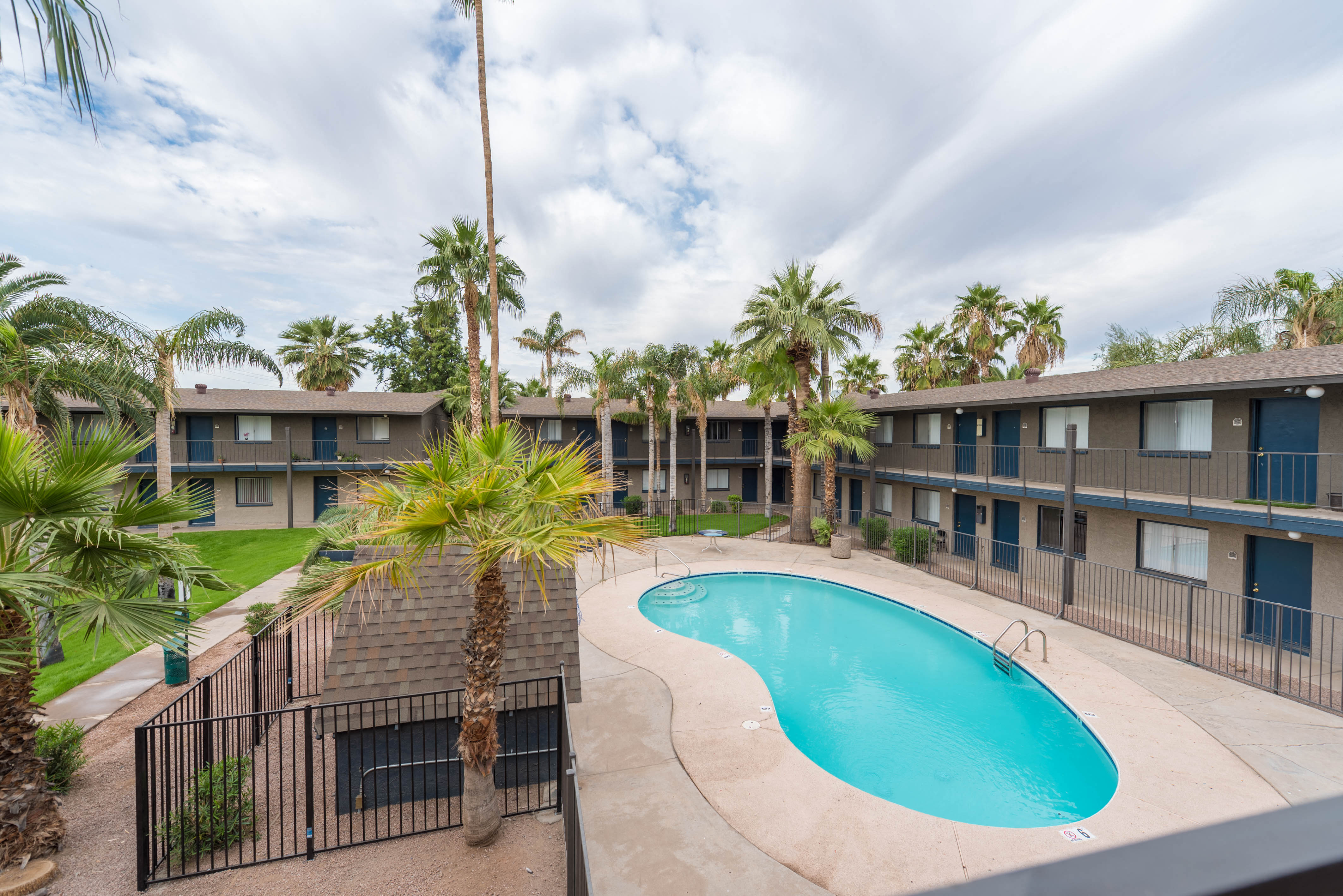 The Palms at Camelback West photo 5